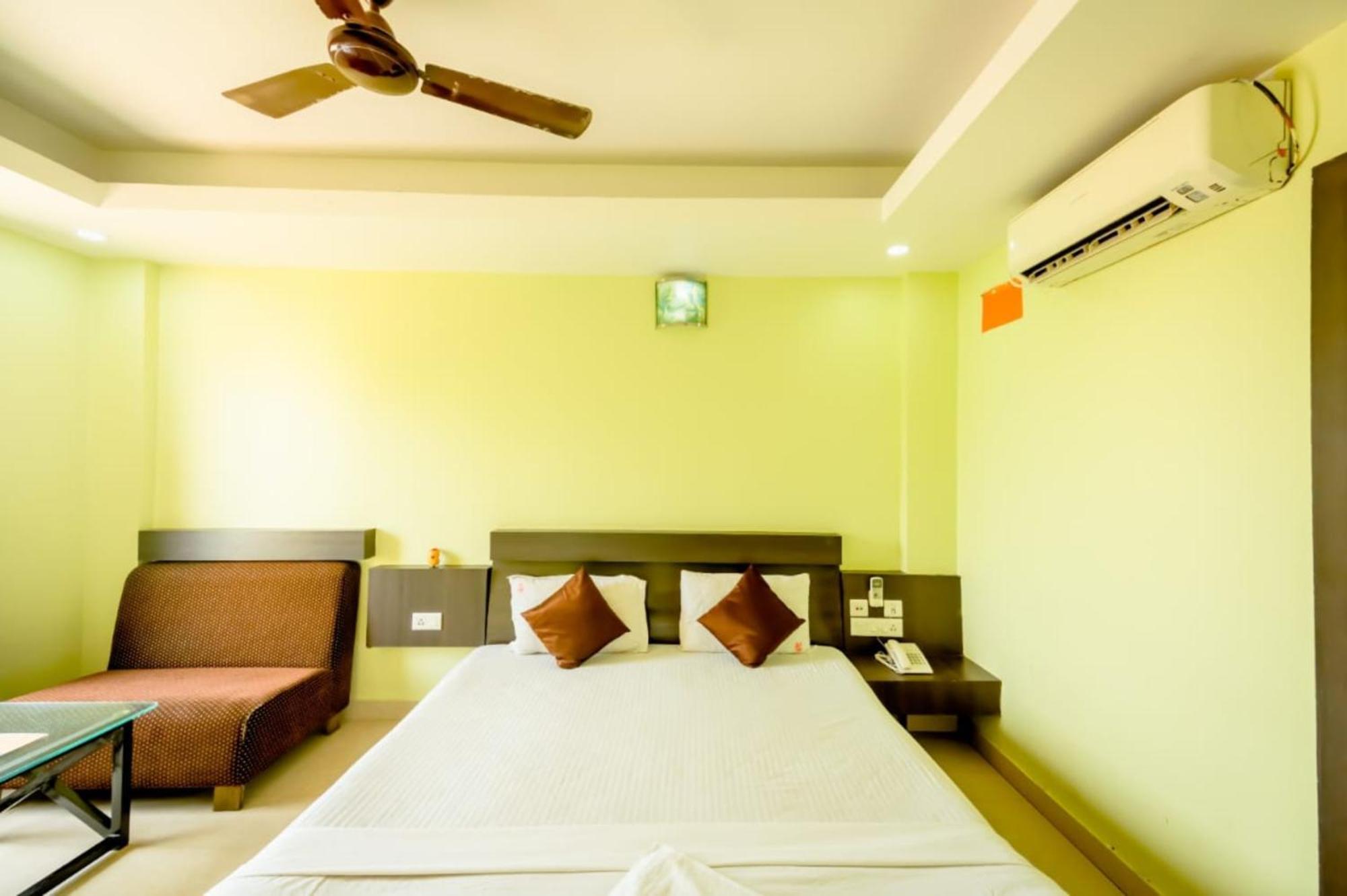 Deep Ganga Inn Near Sea Beach By Morservices Puri Esterno foto