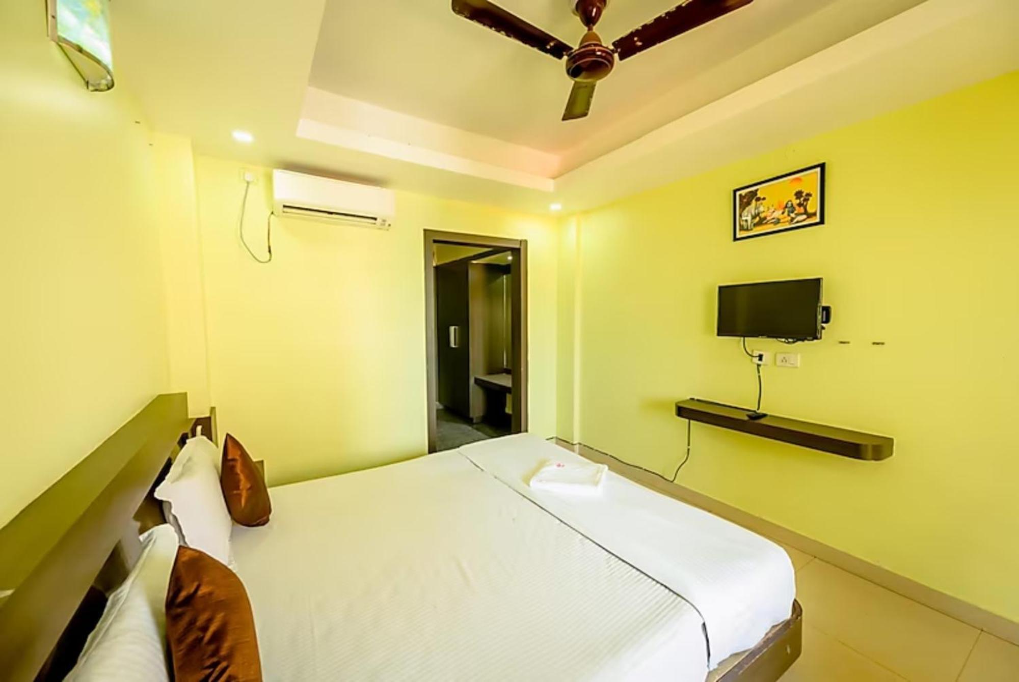 Deep Ganga Inn Near Sea Beach By Morservices Puri Esterno foto